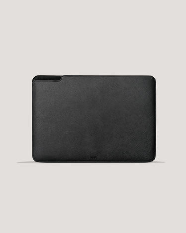 CARBON BLACK