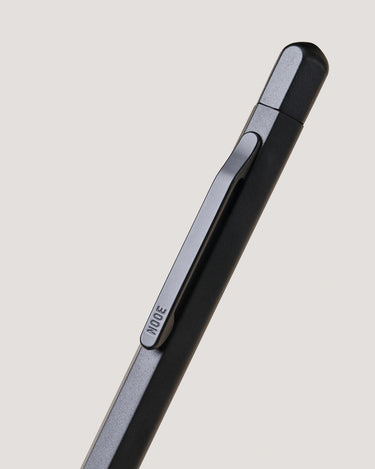 CARBON BLACK