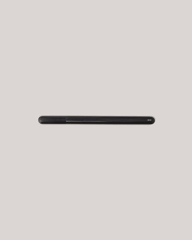 CARBON BLACK