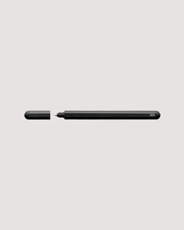 CARBON BLACK