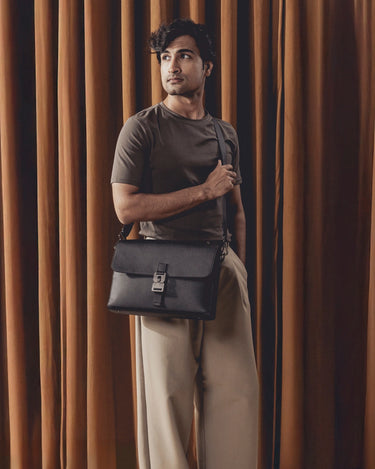 CARBON BLACK/11 INCH