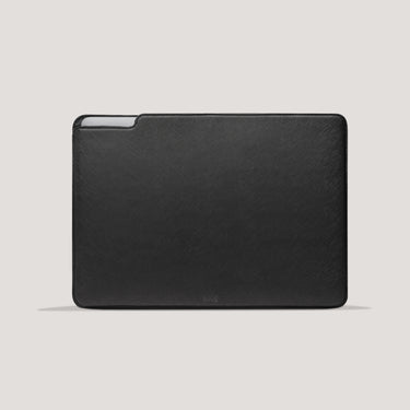 CARBON BLACK