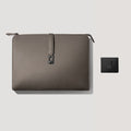 CLAY/CARBON BLACK