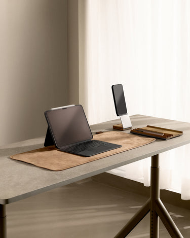 AGED OAK + SPACE GREY
