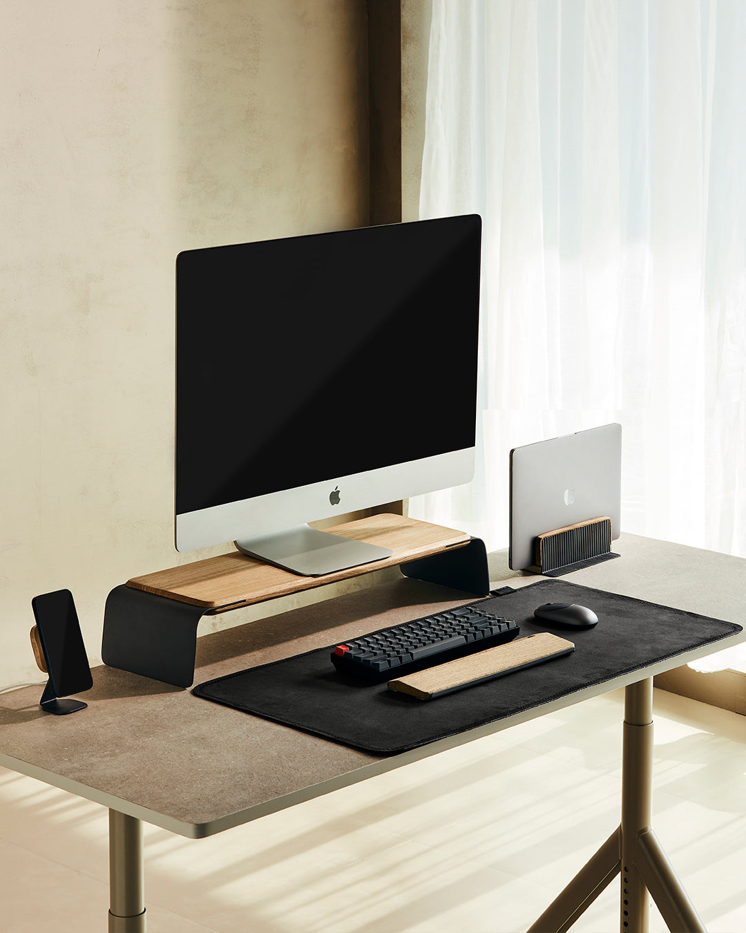 AGED OAK + SPACE GREY